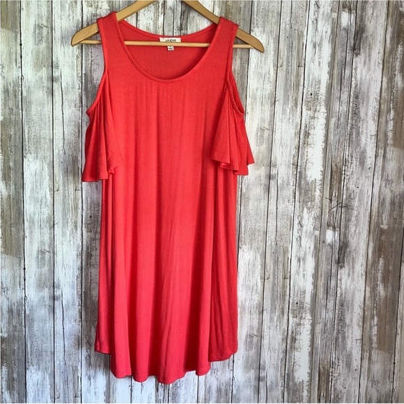 Umgee Dresses & Skirts - Umgee Pink Ribbed Open Shoulder Dress